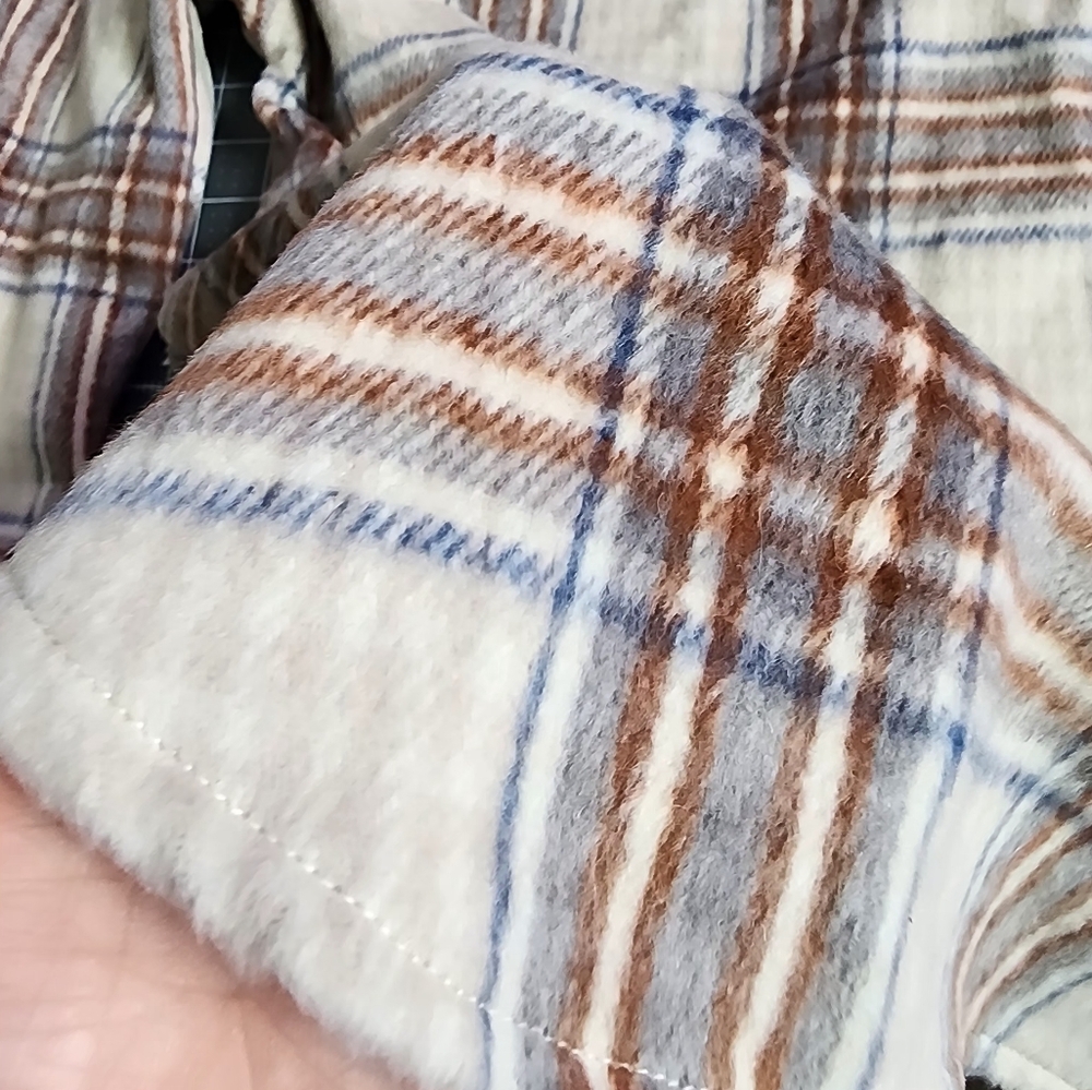 Half zip Shacket - Picture 5 of 6